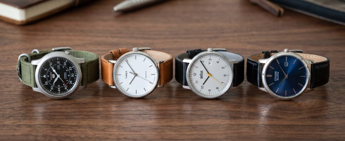 The 4 Best Minimalist Watches for Everyday Carry